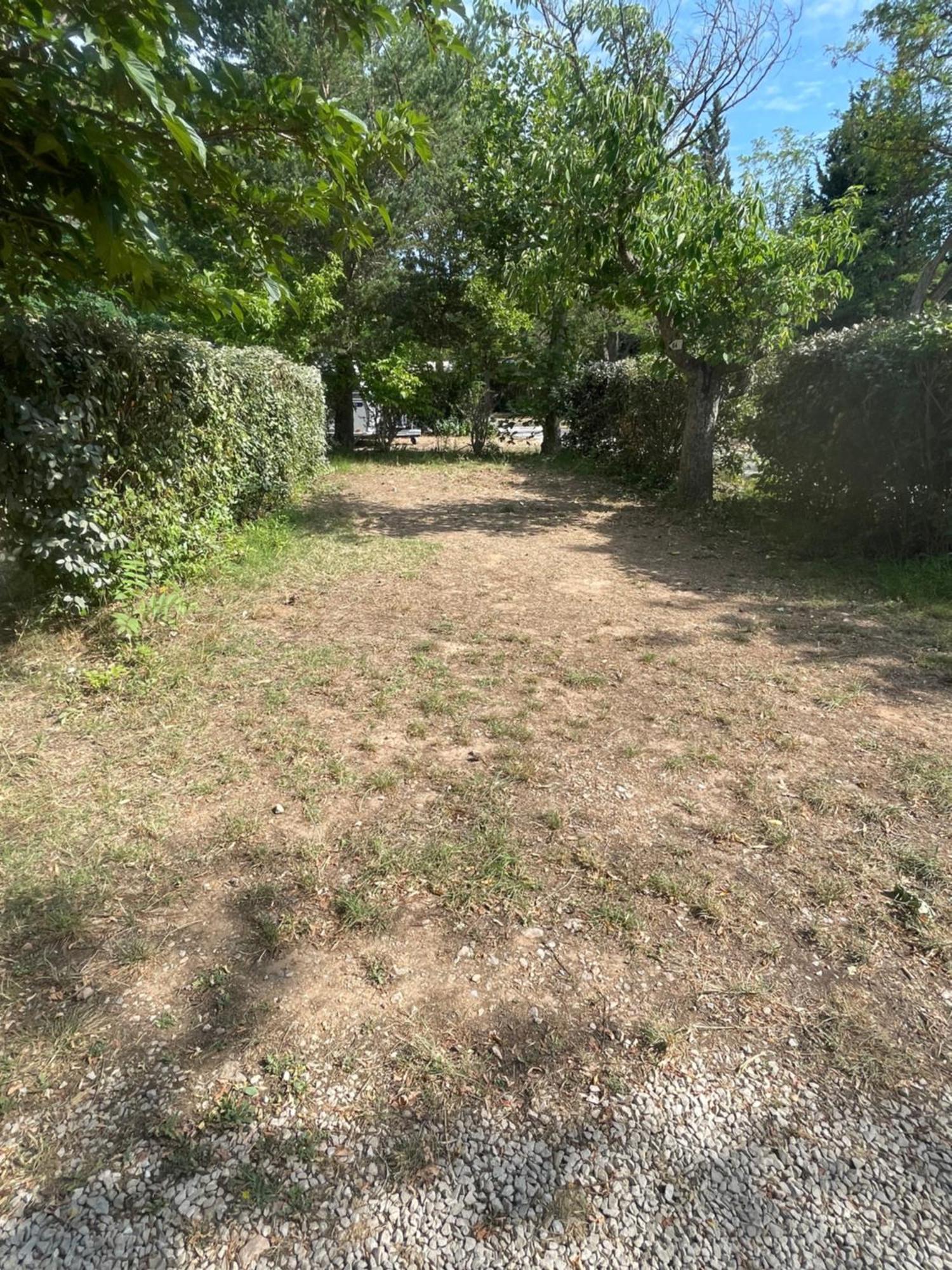 Camping Sainte Victoire Beaurecueil Exterior foto